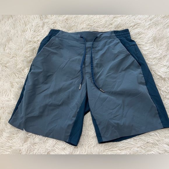 Men's Lululemon License To Train Men’s Short - Size M - Picture 1 of 7